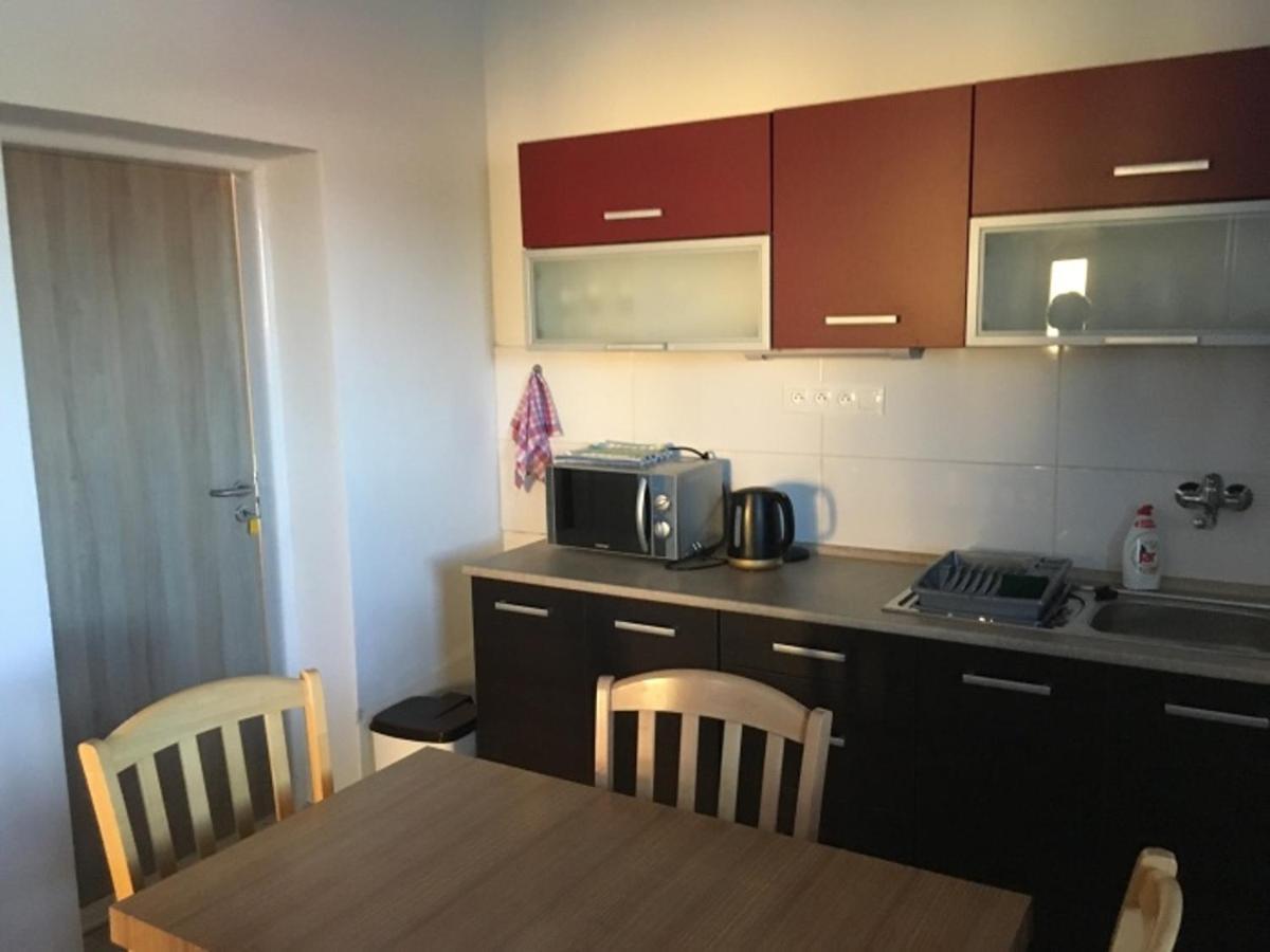 Podhajska 110 Apartment Bagian luar foto