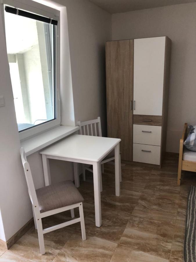 Podhajska 110 Apartment Bagian luar foto