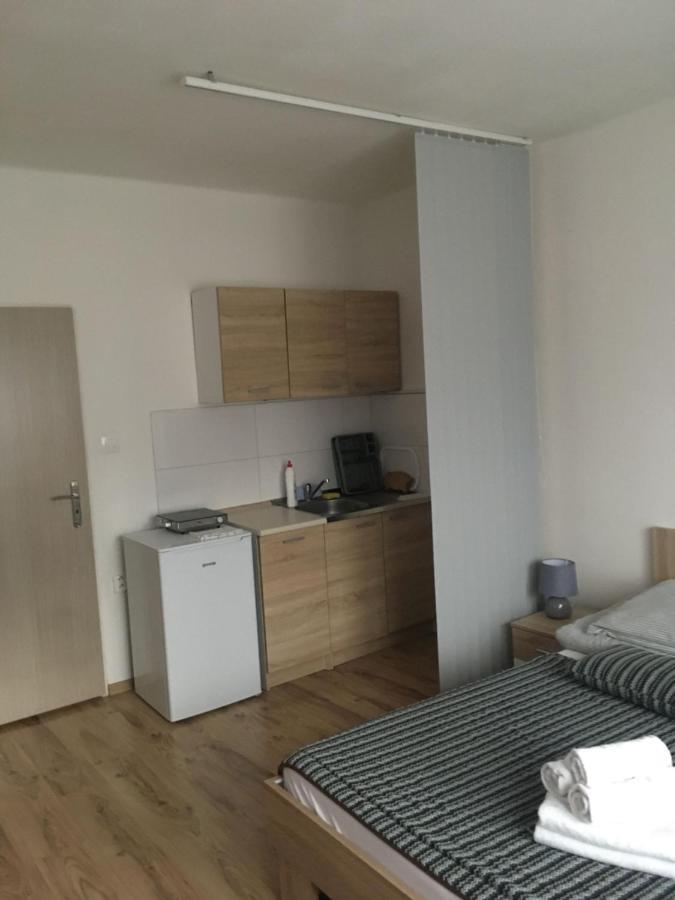 Podhajska 110 Apartment Bagian luar foto